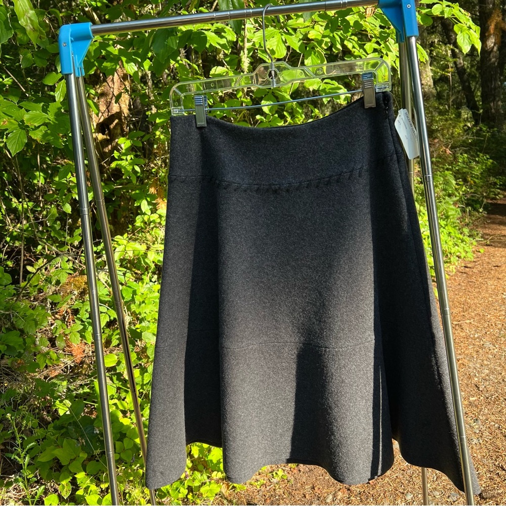 $1050 NWT Giorgio Armani gray wool flare midi skirt 8
